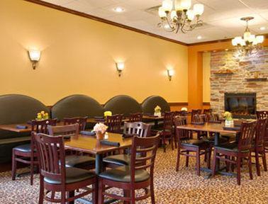 Ramada Convention Center Eau Claire Hotel Restaurante foto